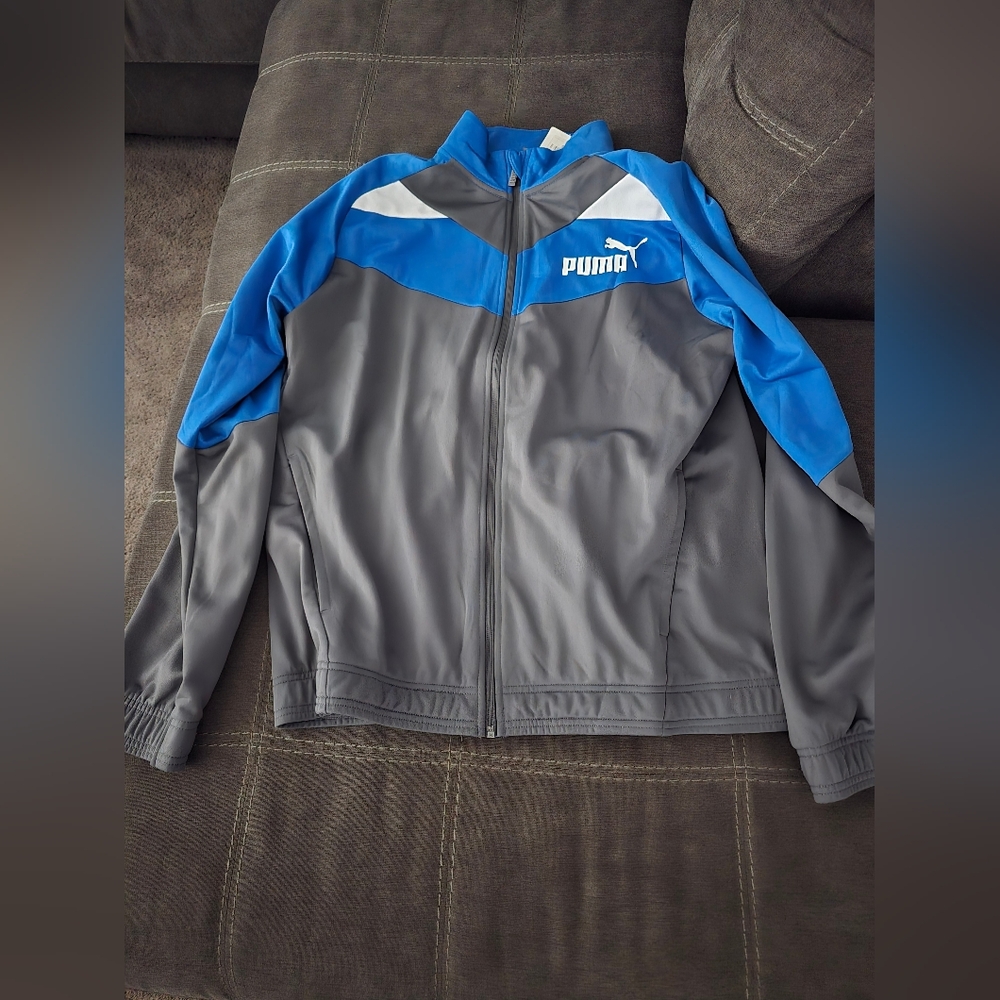 Puma Men's Windbreaker Set in Blue and Gray With Matching Shoes